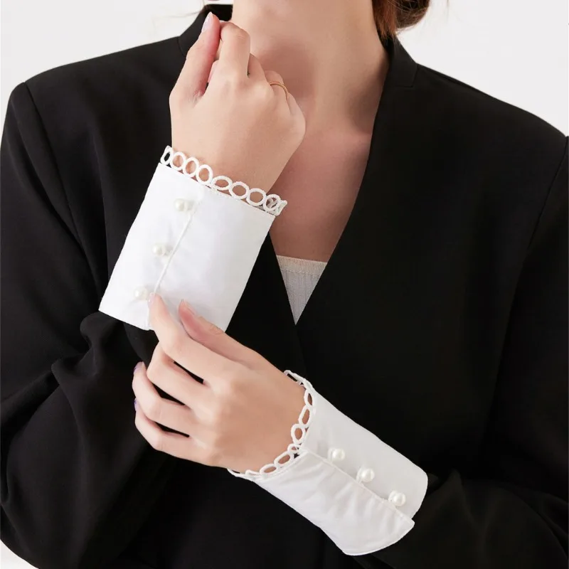 

Universal Womens Fake Cuff Lace Pleated Fake Sleeves Decorative Hollow Out False Elbow Sleeves Wrist Wild Sweater Horn Cuffs