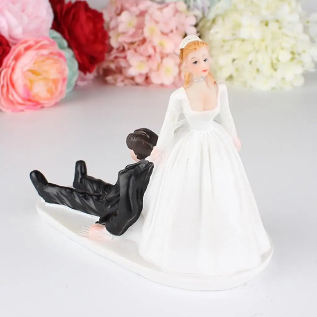 Figurine Resin Wedding Cake Christmas Decoration Cake Bride And Groom