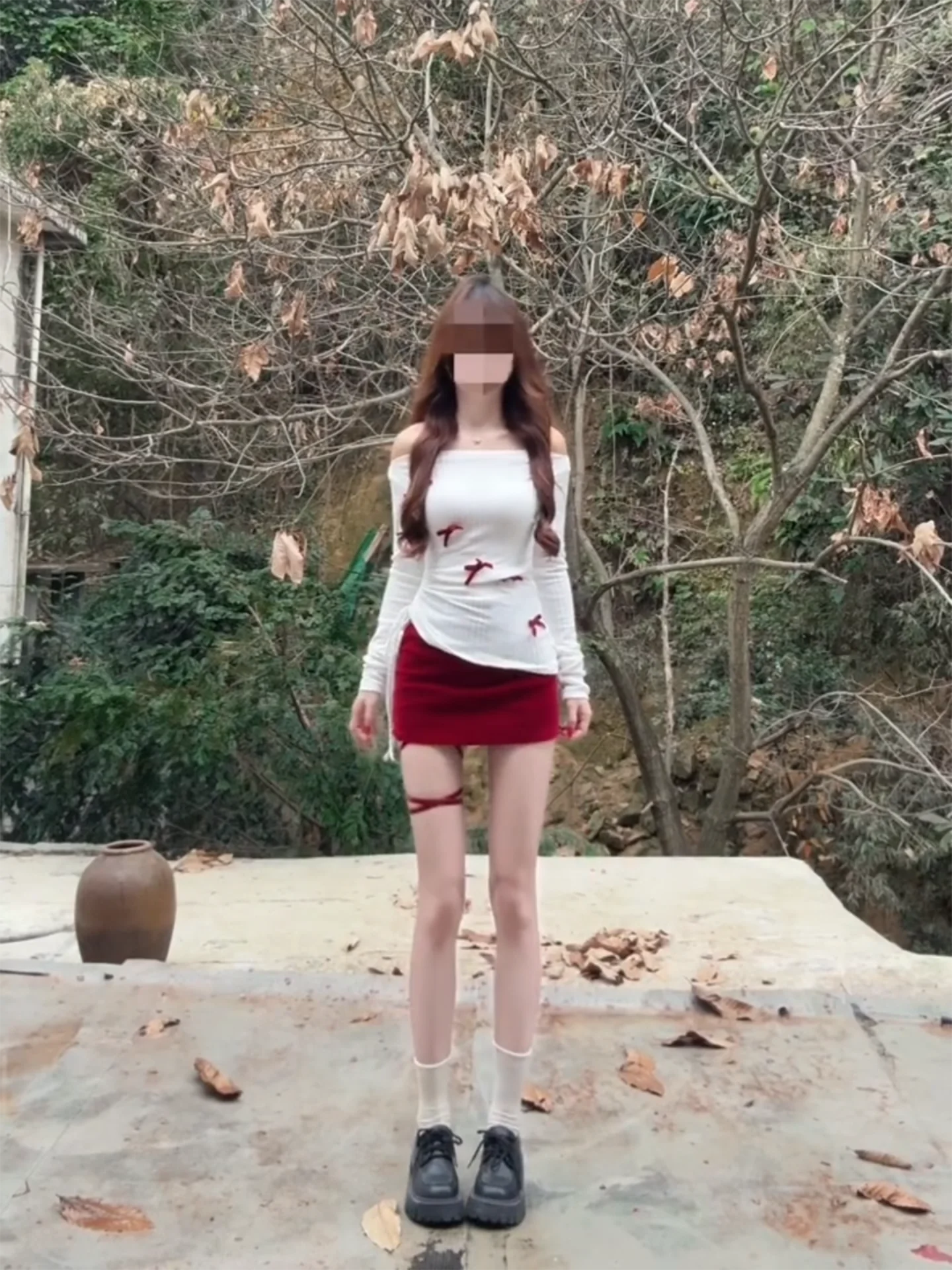 달콤하고 매콤한 스타일의 화이트 탑과 레드 스커트 투피스 세트 여성용 겨울 패션 하이웨이스트...