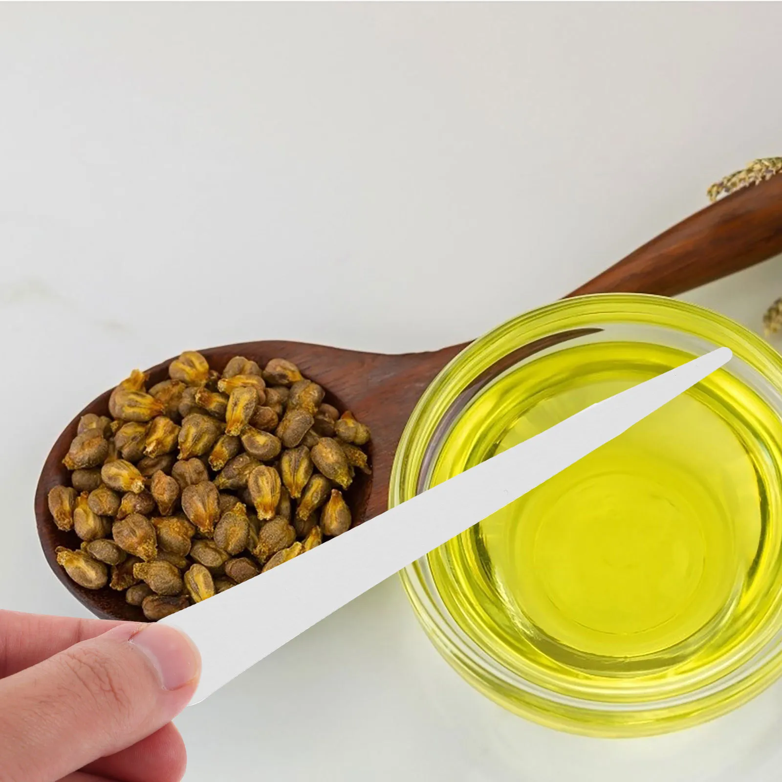 

300 шт. тестеров-полосок для парфюмерии: премиальные ароматические полоски для личного использования, сравнения ароматов, легкие и портативные блоттеры