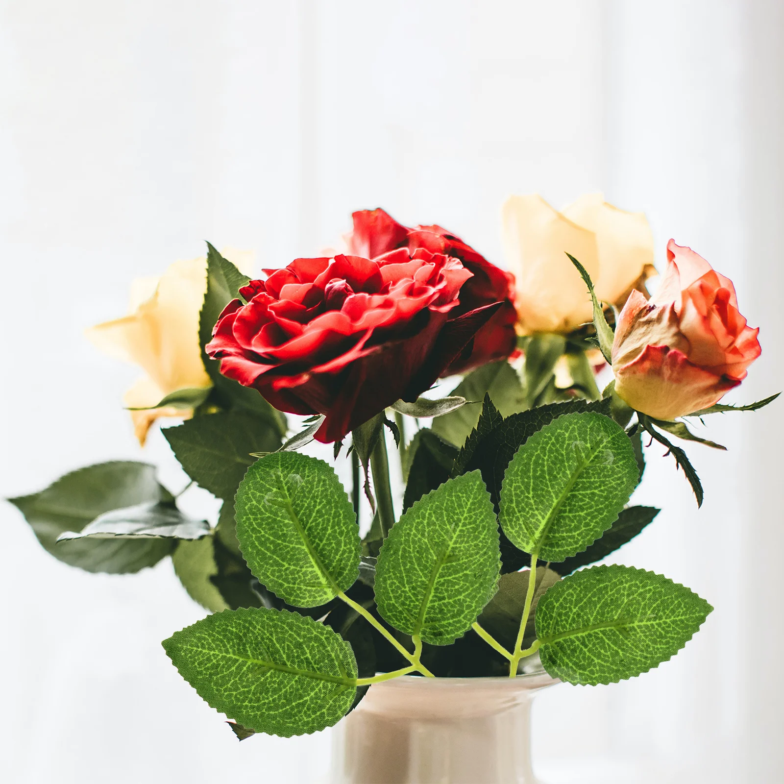 

100Pcs Simulation Rose Leaves Artificial Leaf Decor Realistic Fake Leaf Ornament for Home Decoration Photo Props