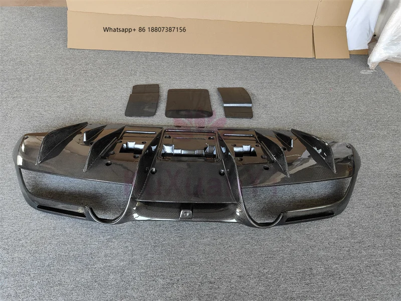 

Для Ferrari F8 Tributo Spider 2021 года: Комплект обвеса N Style из карбона, задний бампер-диффузор