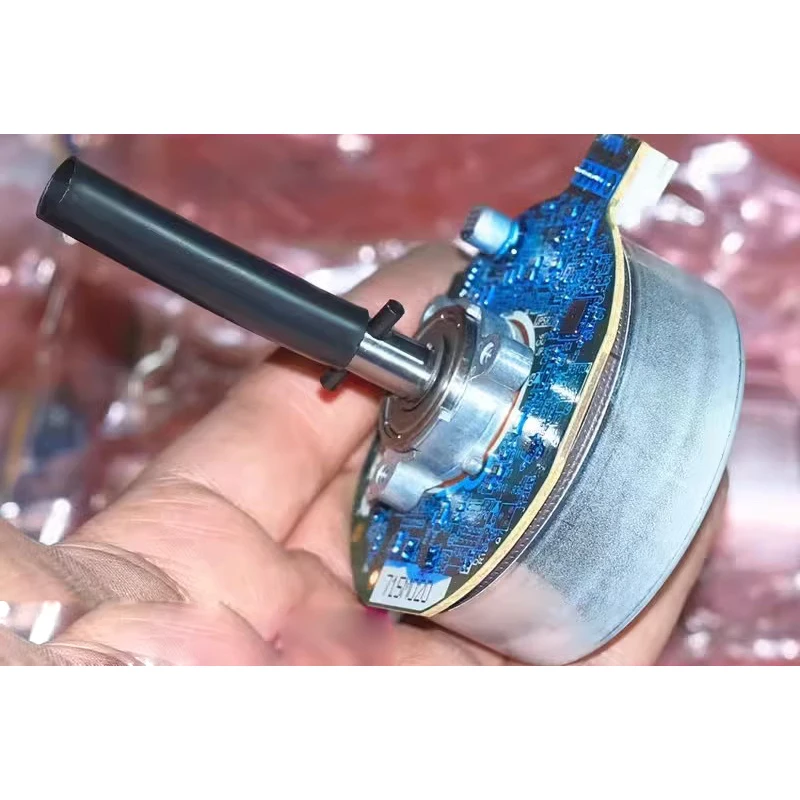 

48F715M020 4100rpm DC12V-24V NIDEC 61mm Sensory brushless external rotor motor