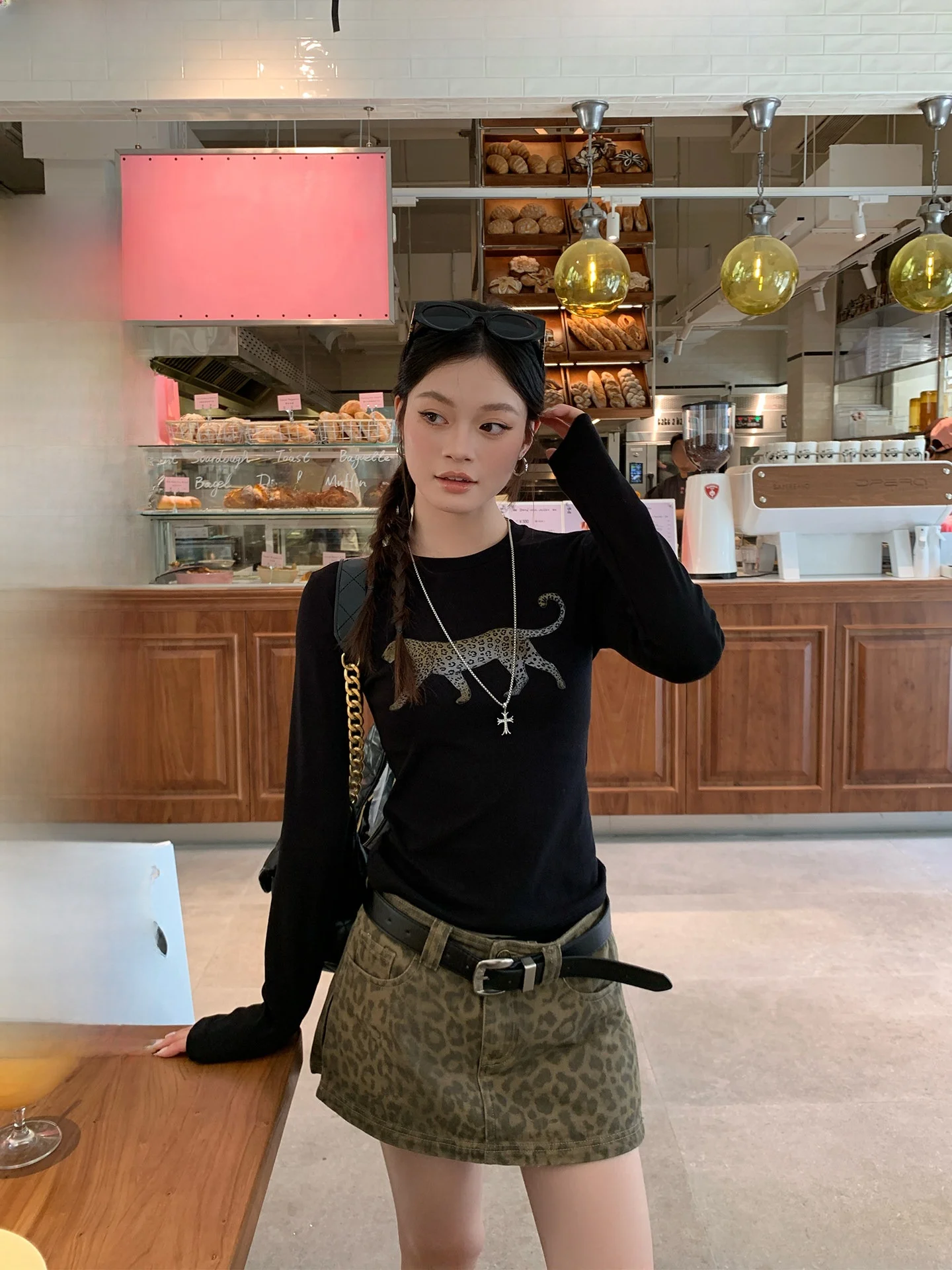 High Waist A-Line  Skirt with Slit for Women Fashionable Retro Leopard Print Design Summer Autumn Seasonal Trendy Girl