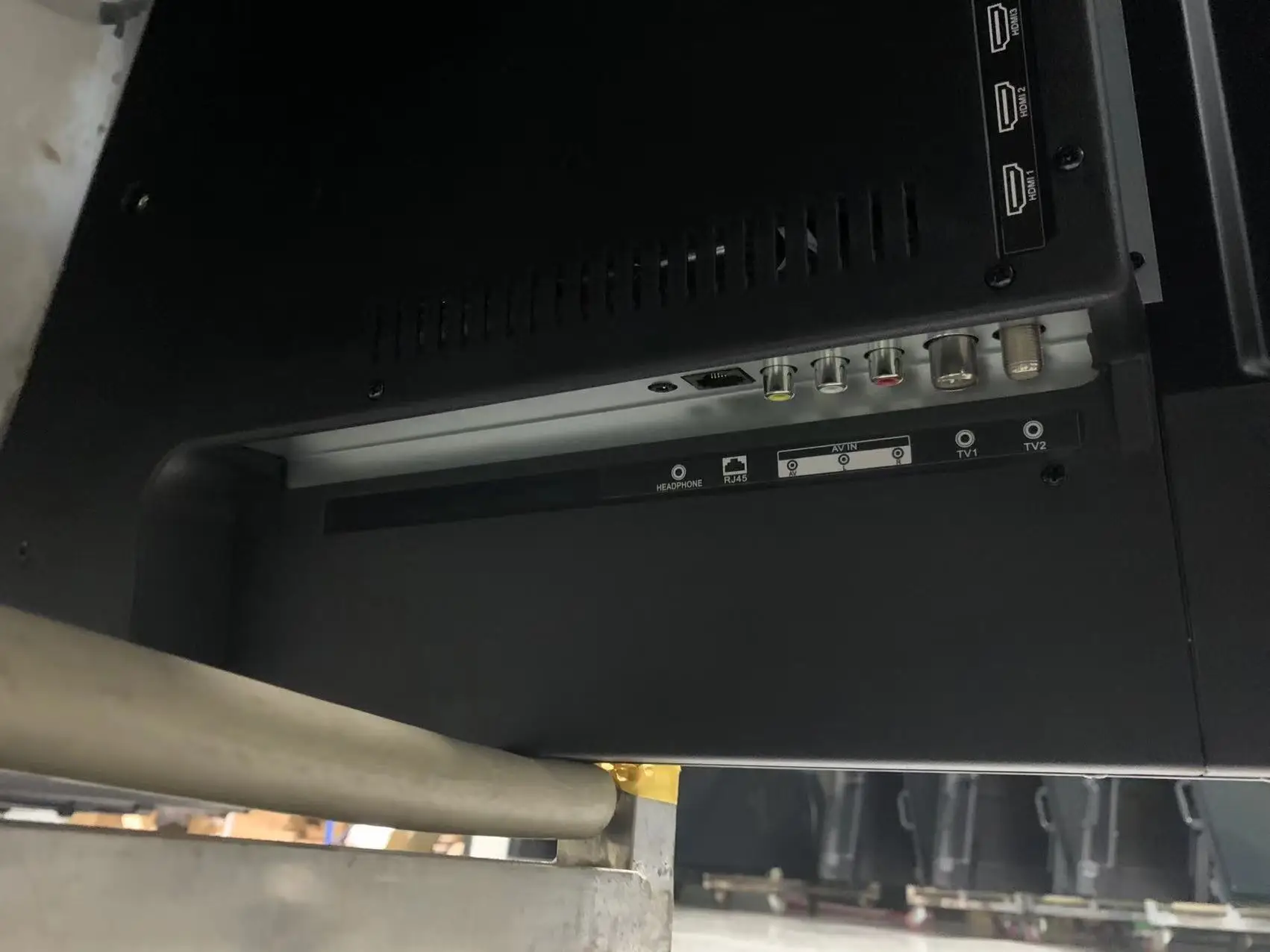 تلفزيون ذكي 2025 OEM 75 بوصة 4K - تلفزيون Android LED Ultra HD مع WiFi (نظام الترفيه المنزلي الفاخر المباشر من المصنع)