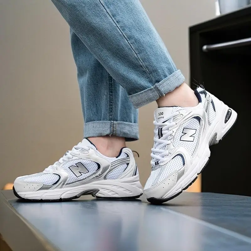 

Italian Men's Genuine Leather Shoes Fashion Comfy Walking Sneakers New Lace-up Men Casual shoes Design White Shoes 2025