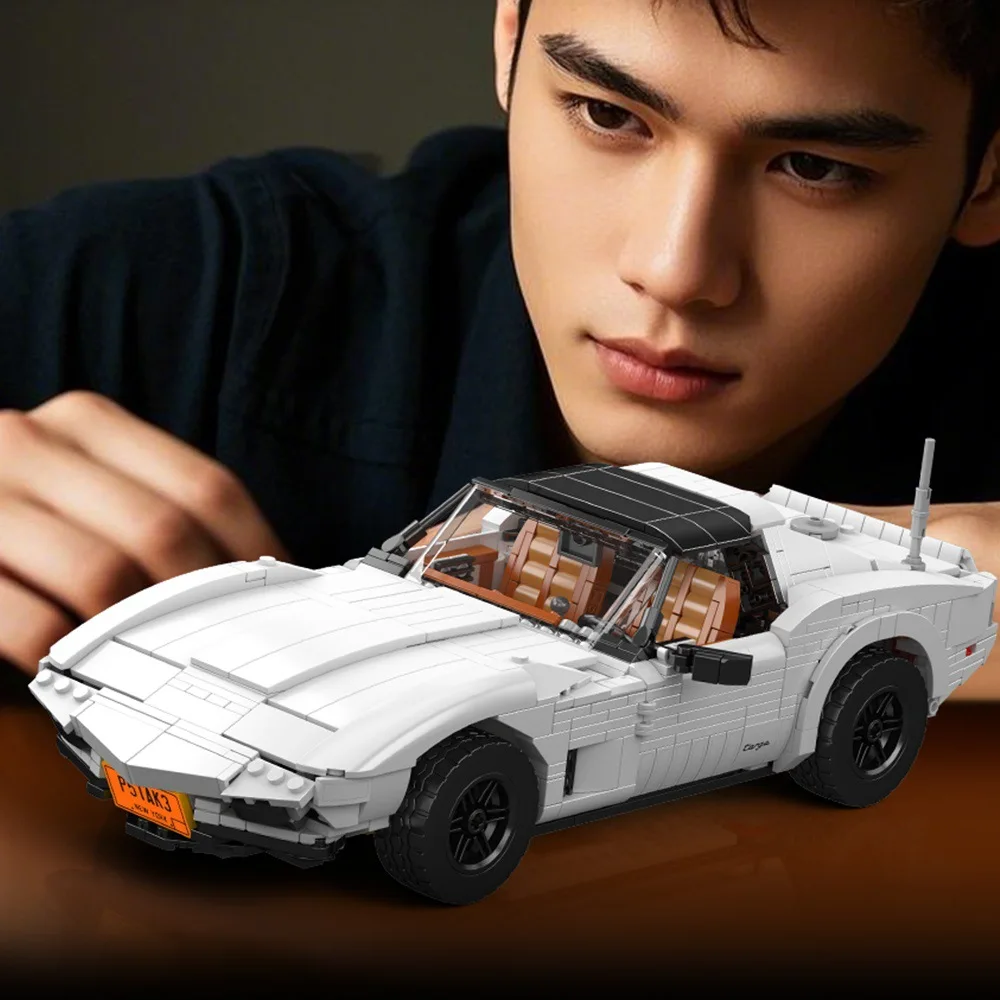 Mould King Creative Corvette C3 Coche de carreras extraíble - Vehículo trasero |   Juguete de construcción |   Bloques MOC de alta dificultad para adultos (1347 PCS)