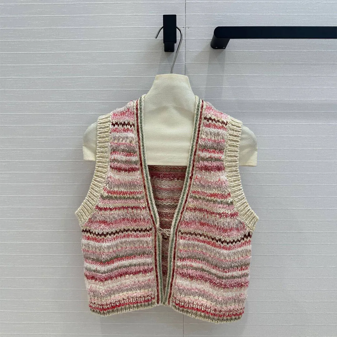 

2024 New Autumn Fashion Knitting Vest Women V-neck Sleeveless Bow Buttons Stripes Crochet Sweet Short Design Tank Sweater