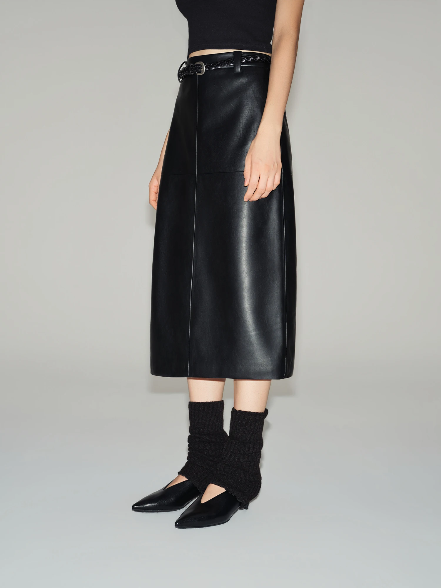 ZIQIAO Black PU Leather Straight Midi Skirt for Women New Winter Style 2026 Office Lady Elegant Temperament