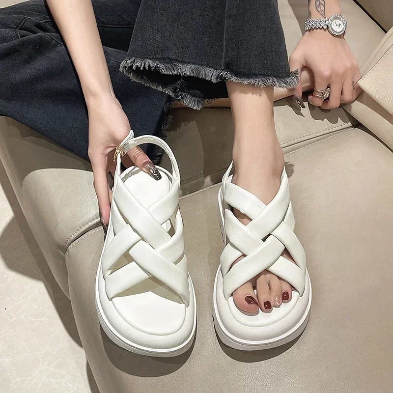 2024 New Summer  Flat Shoes Open-toe Breathable Thick Soles Anti-slip Fashion Soft Casual Women\'s Sandals