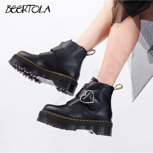 

Women's Pink Love Heart Decorated Short Boots Thick Sole Girls Fashion Zipper Boots Love Buckle Leather Large Size Women's Boots