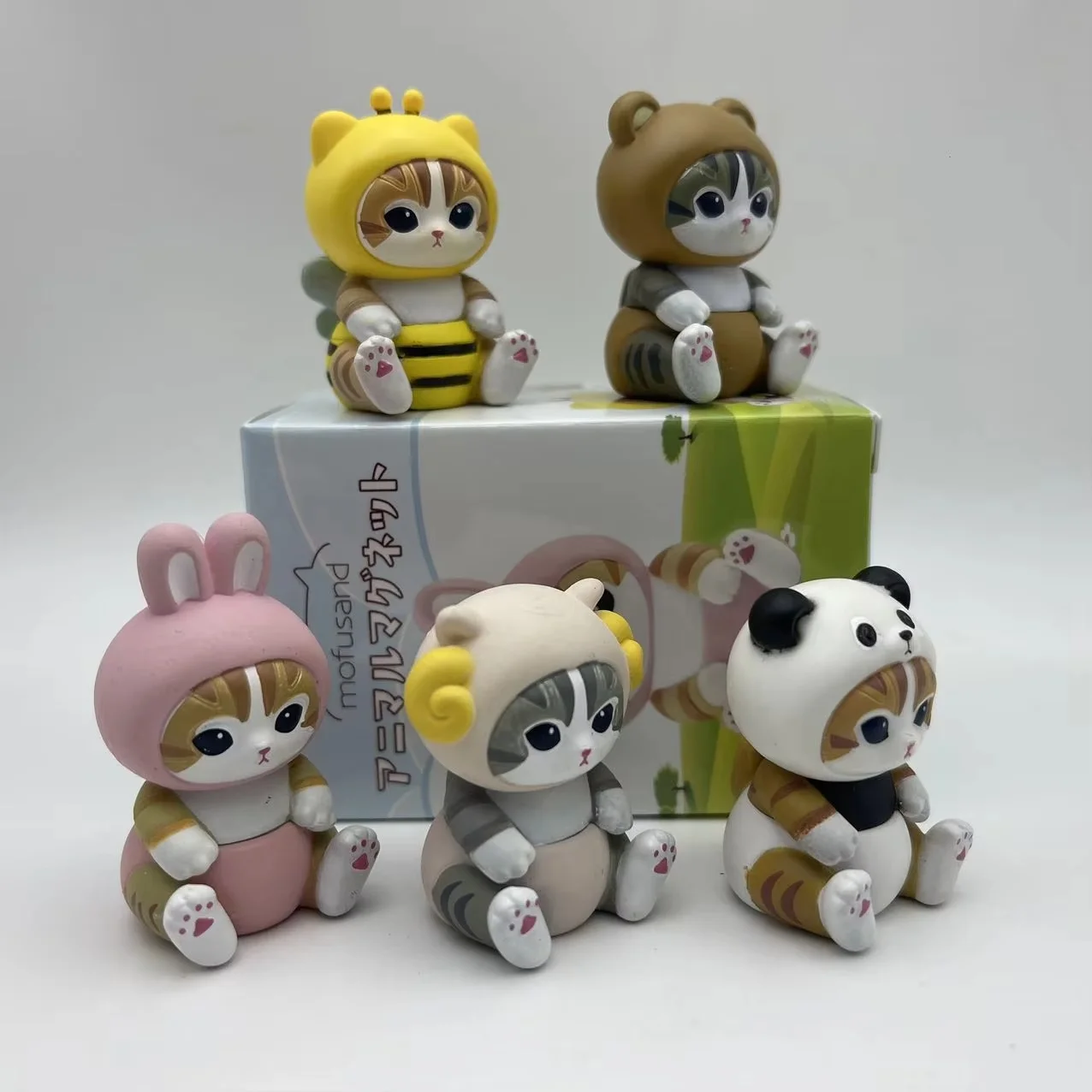 Mofusand عمل الشكل مجموعة دمية لطيف بولي كلوريد الفينيل نموذج صندوق أعمى المغناطيسي الثلاجة ملصق الديكور الحرف اللعب هدايا عيد الميلاد