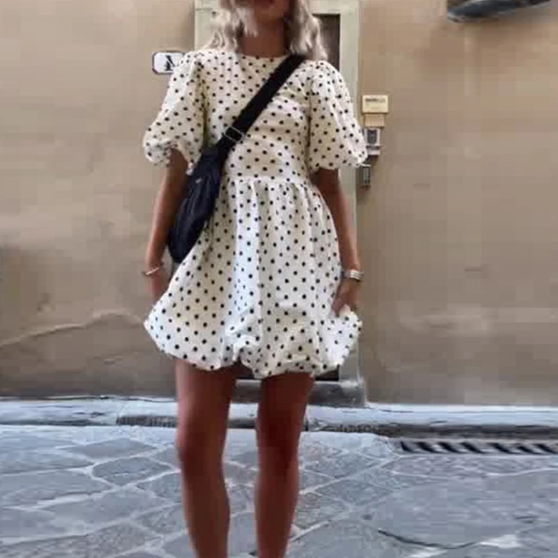 

2025 Spring and Autumn Women's Bubble Sleeve Polka Dot Leisure Holiday Dress