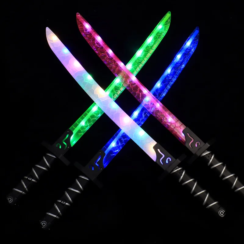 67cm/27.17인치 카타나 검 발광 장난감 코스프레 모델 소품 게임 주변기기 칼집 포함 다채로운 연습용 전시 장식품 선물
