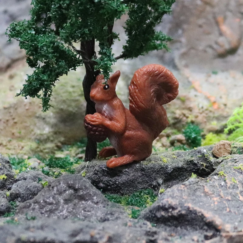 Oenux Mini Weihnachtsbäume Zeder Waldtiere Kuchendeckel Zubehör Fuchs Hirsch Kaninchen Eichhörnchen Antilope Modell Dekor Kinderspielzeug – Detail 15