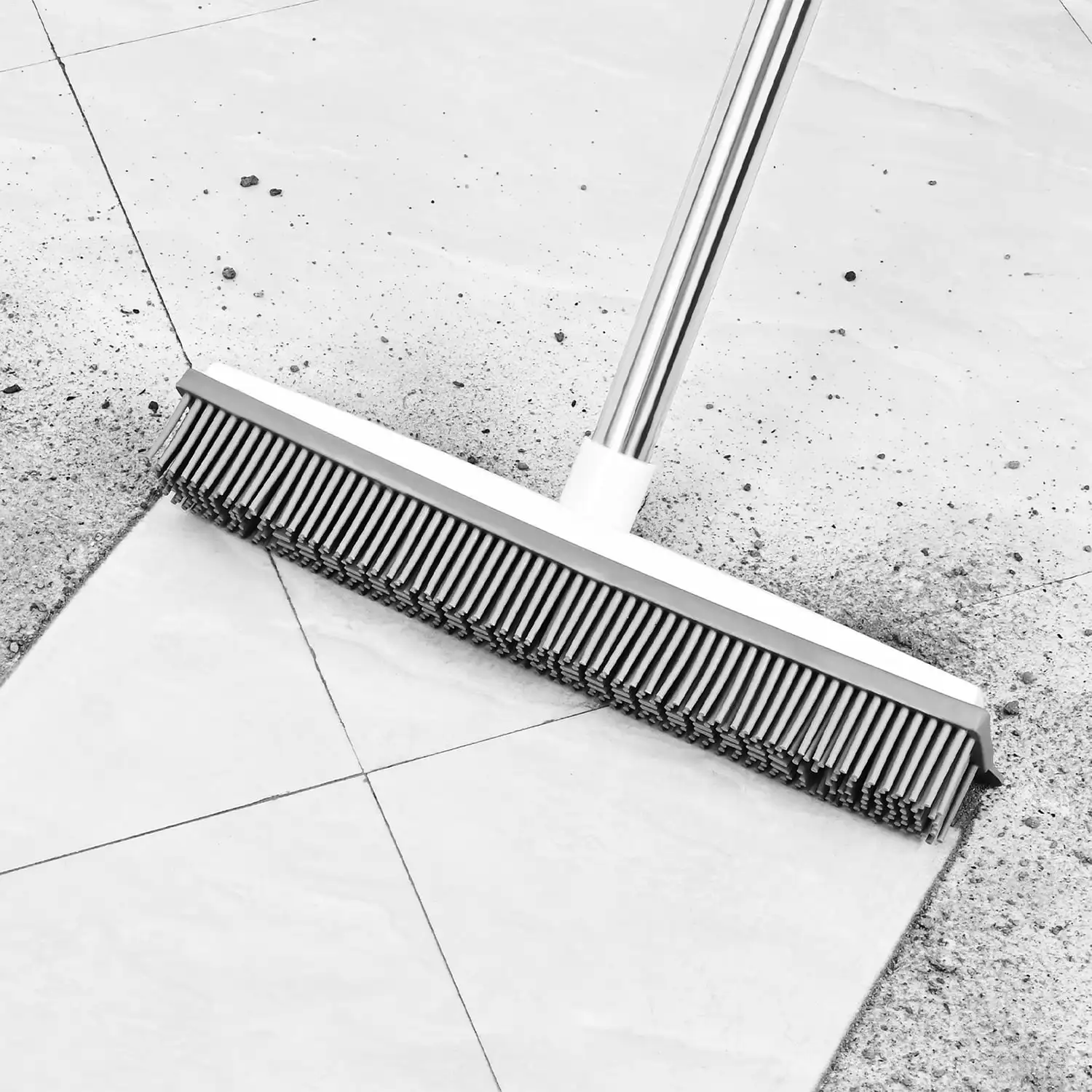 

Мягкая силиконовая щетина, метла для удаления шерсти домашних животных с ракелем, 51-дюймовая регулируемая длинная ручка, серая, не