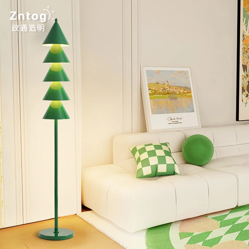 Full spectrum floor lamp eye protection Christmas tree creative personality living room sofa decorative lamp simple bedroom beds