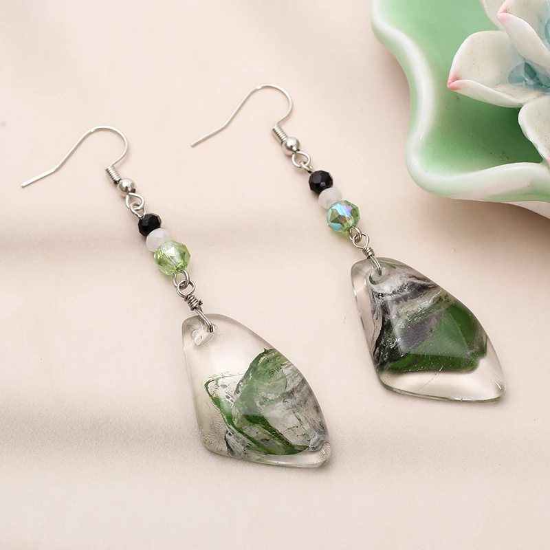 Transparente Tropfenohrringe für Damen, luxuriöse Kristall-Handarbeit, kunstvoll verflochtenes Design, Vintage, geometrische, unregelmäßige Form, Schmuck für den täglichen Gebrauch. – Detail 14