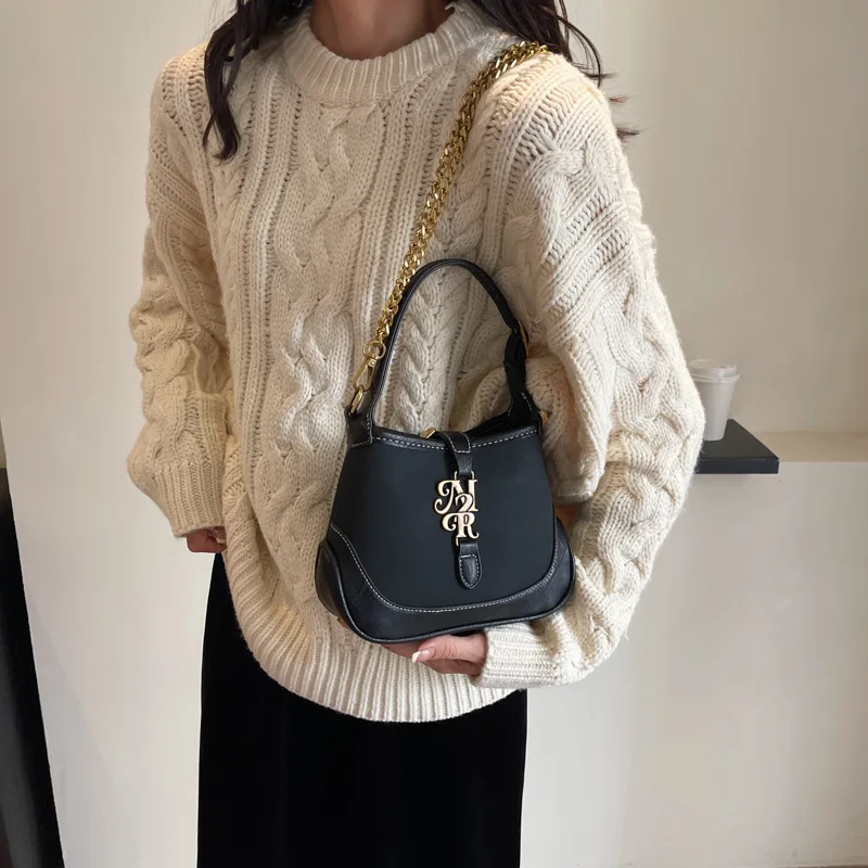 2024 autumn and winter retro women's bag new imitation suede portable saddle bag armpit bag women's chain shoulder crossbody bag