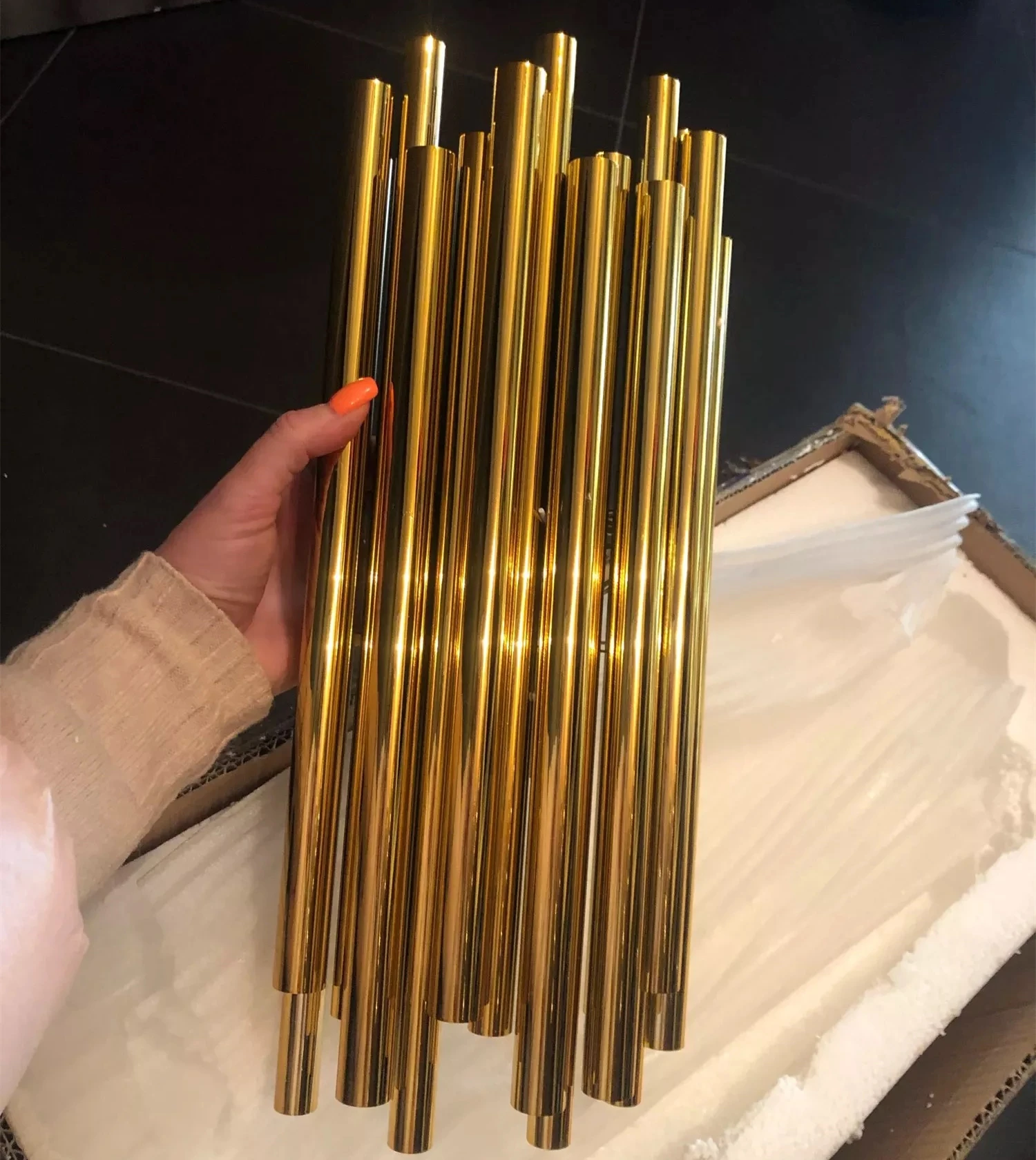 

Postmodern Iron Wall Light Interior LED Decor Sconces Gold Bedside Light For Living Room Dining Hall Aisle Corridor Stair Lamps