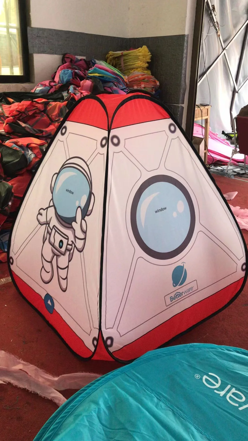 Customized children's tent printing universe theme quick open free installation game house indoor boys and girls toy game house