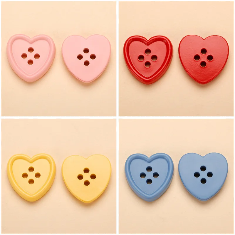 20 قطعة أزرار لطيفة على شكل قلب ملون أزرار بلاستيكية للملابس لوازم حرفية ذاتية الصنع 15 مللي متر ملحقات الخياطة المزخرفة للأطفال