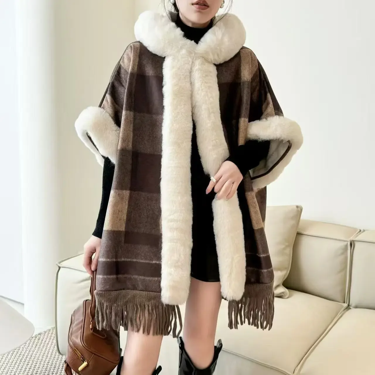 Winter Large Fur Collar Shawl with Thick Velvet Warm Scarf Versatile Coat Plush Cape Shawl Women's Outerwear poncho women cloak