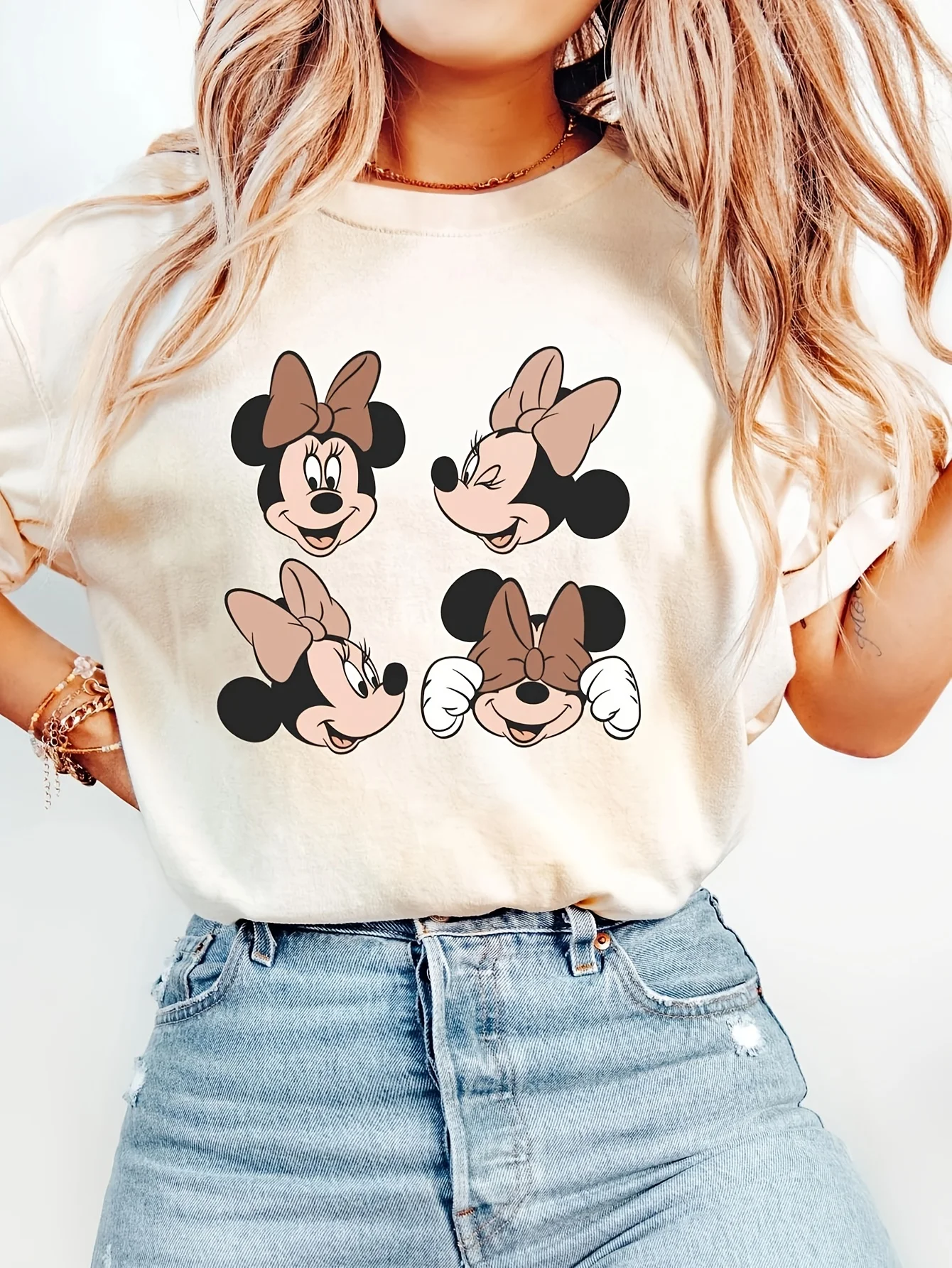 

DISNEY Women's Casual Short Sleeve T-shirt - Beige Loose Round Neck Cartoon Character Print (Mickey and Minnie)