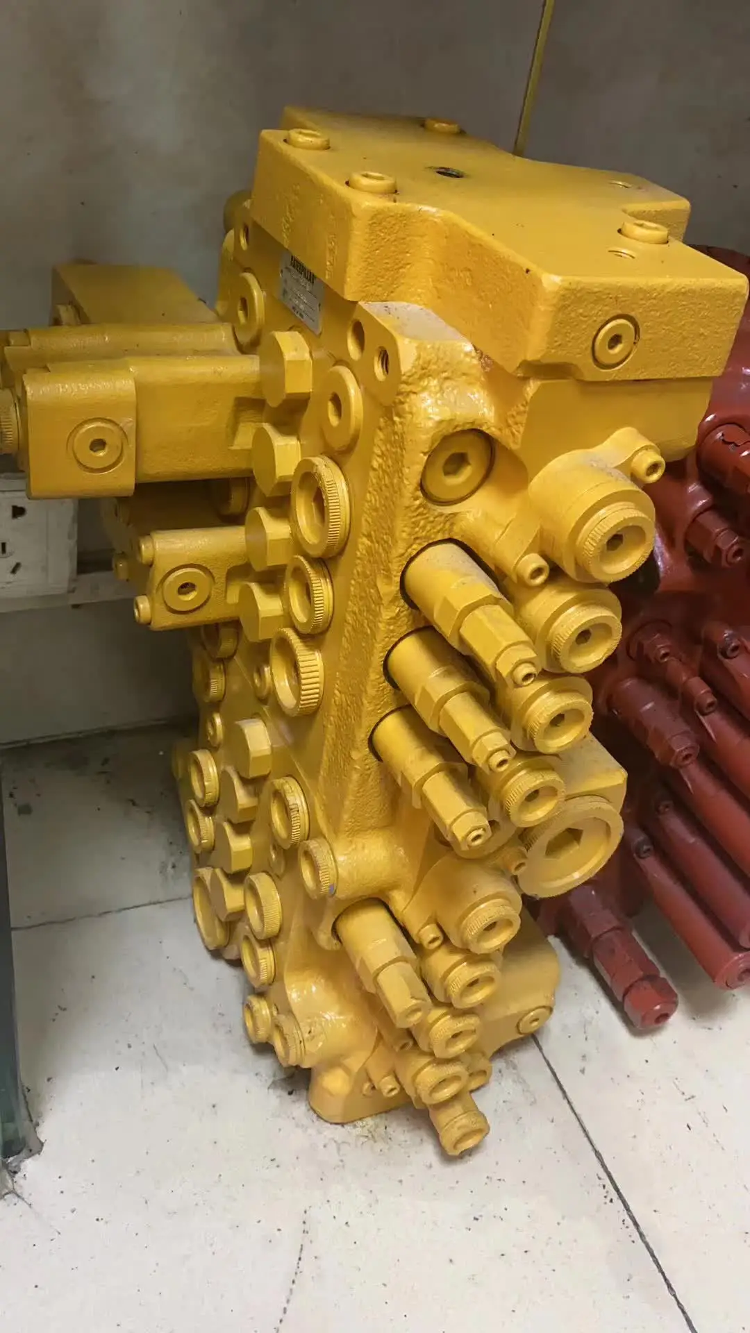 For Cat 307D Distribution Valve Excavator Main Control Valve Assembly 307-2760 332-7939