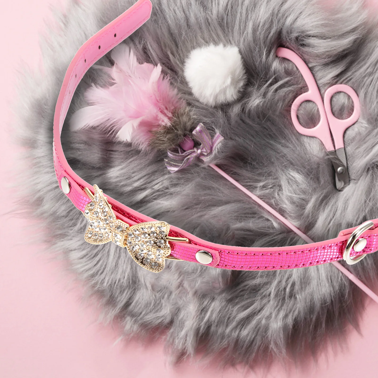 

Exquisite Adjustable PU Dog Collar Rhinestone Bow Tie for Small Medium Dogs Cats 37x15cm Breathable Daily Wear Party Holidays
