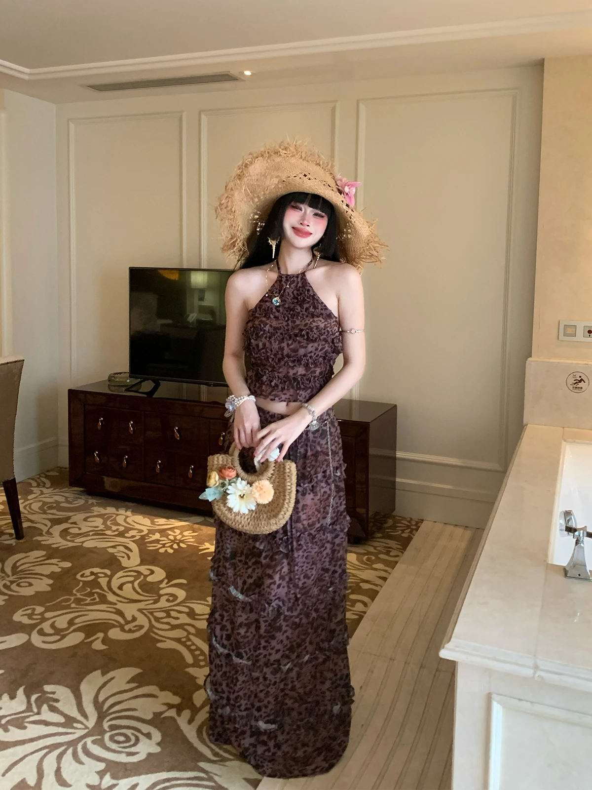 

GeGe Shop Leopard Print Two-Piece Set Strapless Long Cake Skirt Vacation Outfit Sexy Style No-Sleeve Adult Women's Fashion