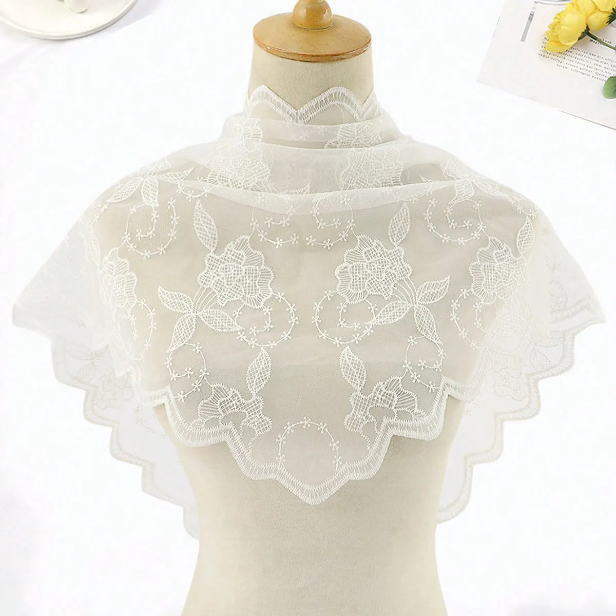 1Pc Simple Solid Color Polyester Triangle Scarf, Women's Breathable Decorative Scarf, Triangle Scarf Wedding Veil, Embroidered Shawl for Bride and Bridesmaid, Wedding Dress Shawl, Bridal Veil Lace Headscarf view 5