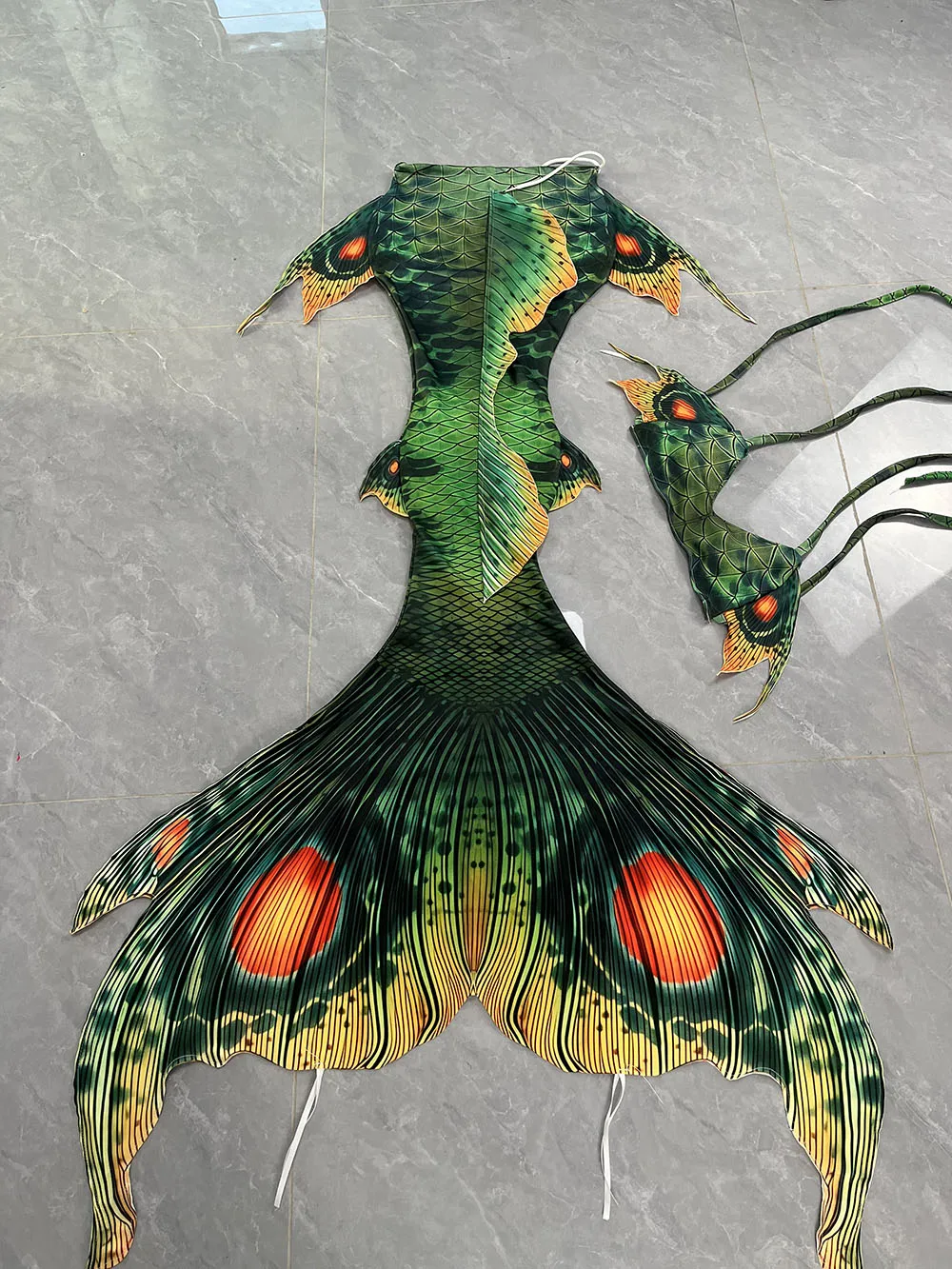 Colore originale Coda di sirena Sirena Pelle di pesce Sirena Pinne per immersione Acquario Performance Costume da bagno Fotografia subacquea
