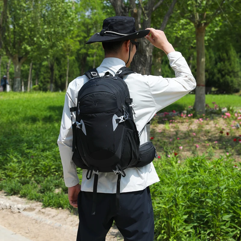 

Unisex lightweight hiking backpack Cycling travel bag Mountaineering outdoor sports bag with laptop compartment