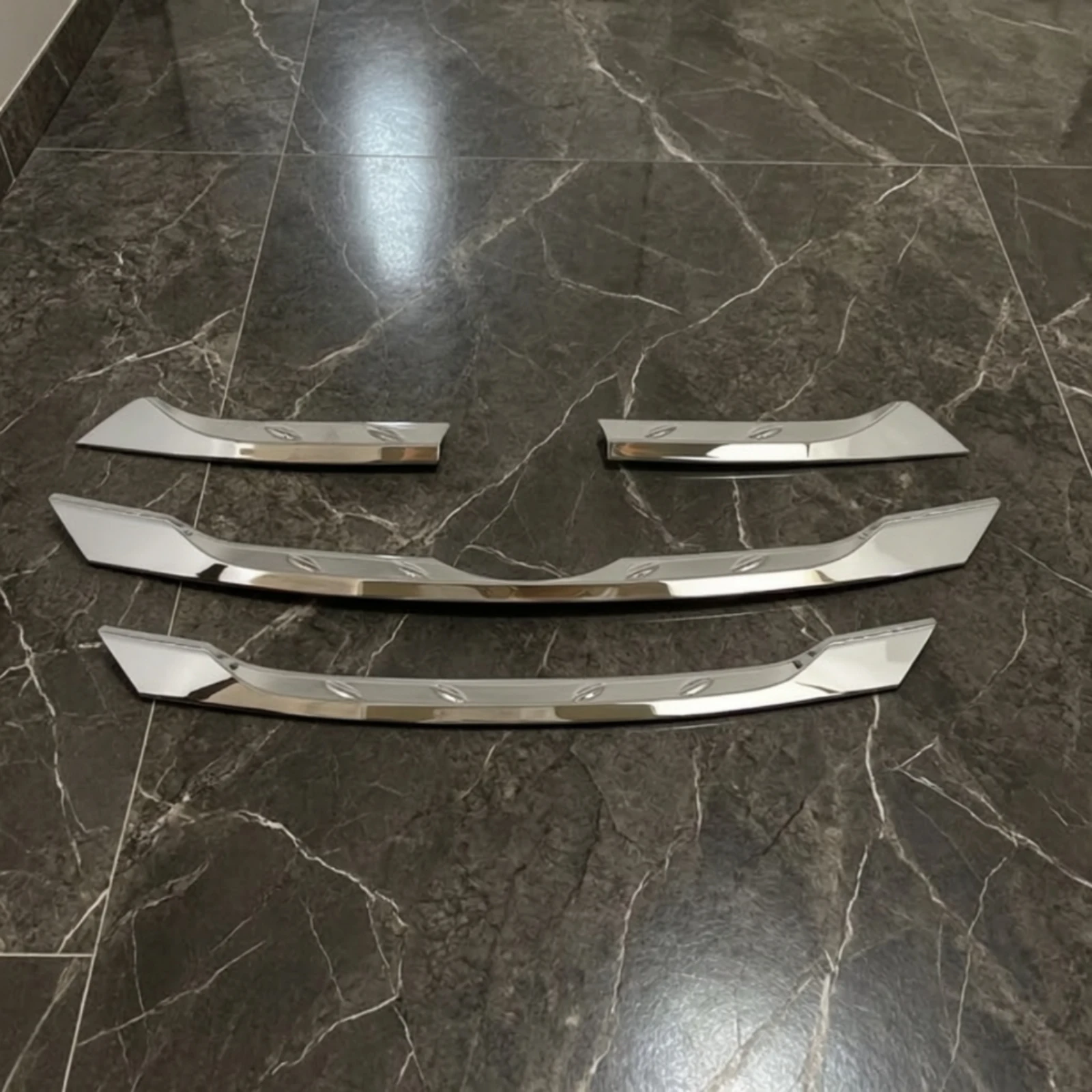 4 Pieces Chrome Grille Trim ABS Plastic Front Grille Trim Car Parts Reflective Exterior view 4