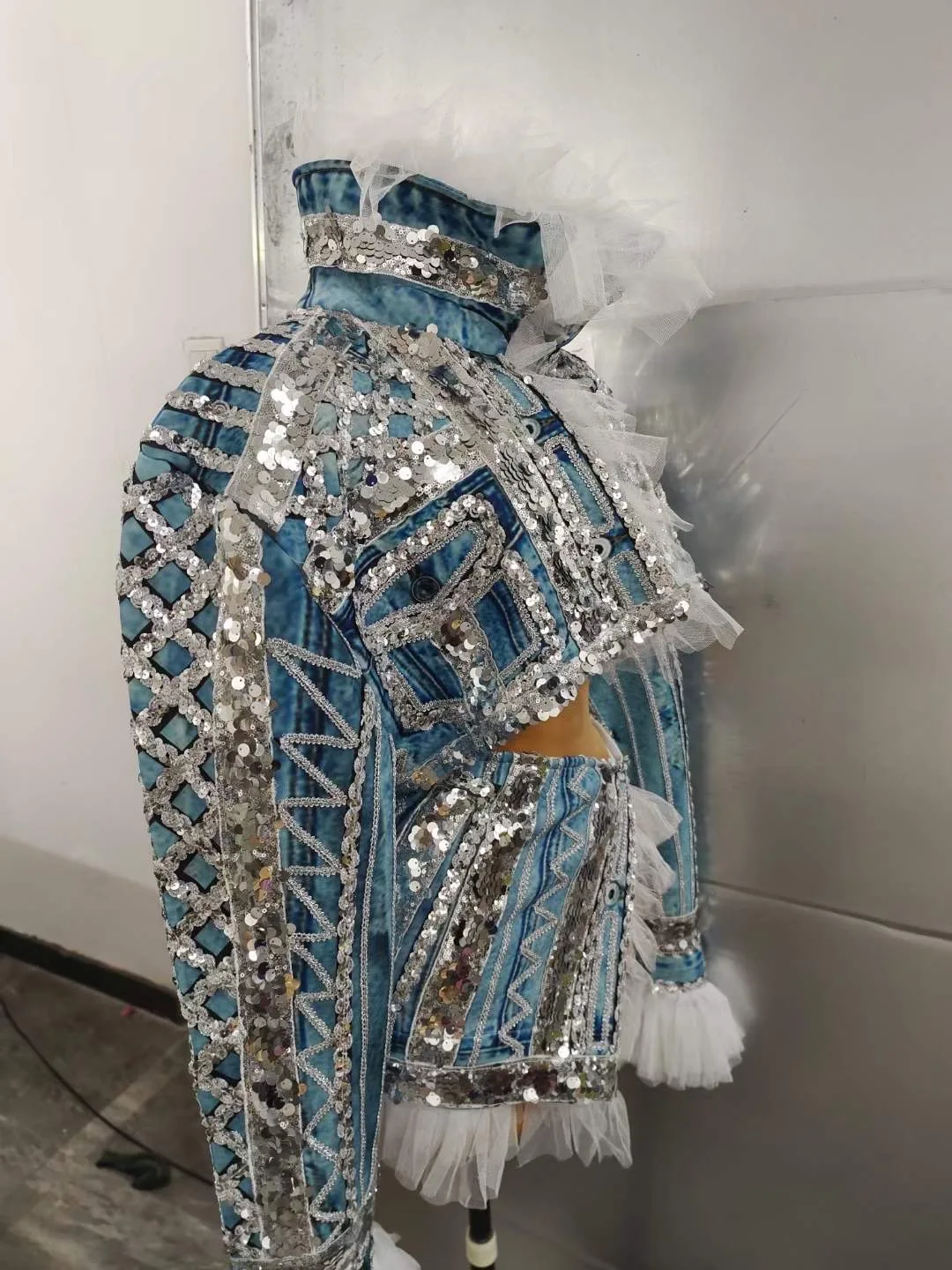 Veste en jean à paillettes brillantes, manteau et robe en gaze pour femmes, Costume de chanteur Coachella, tenue de scène