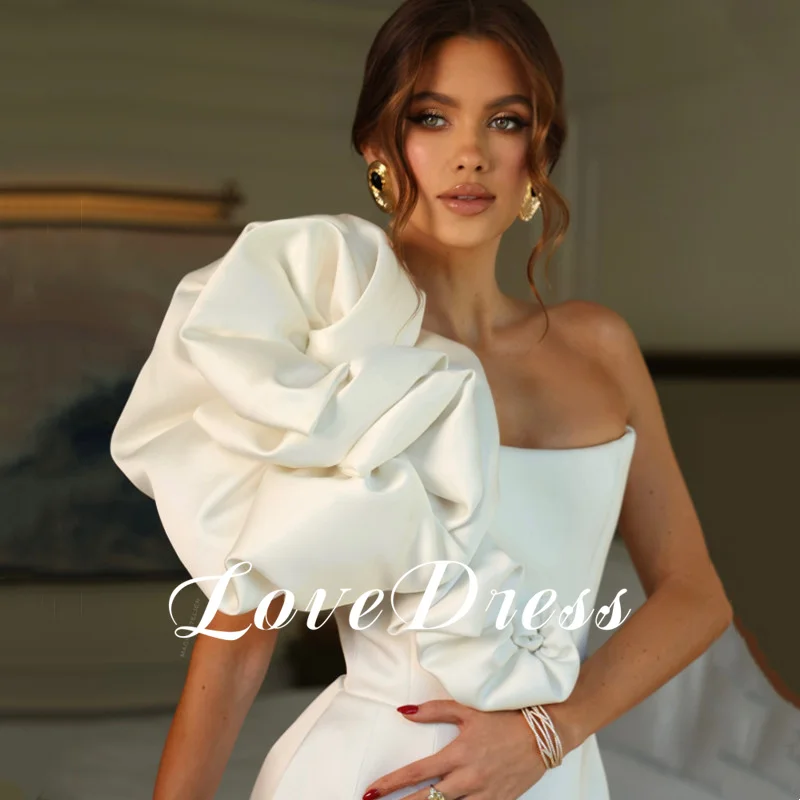 تخصيص مثير واحد الكتف البسيطة العاج فستان الزفاف بلا أكمام ألف خط بسيط الطية مفتوحة الظهر فستان زفاف قصير للنساء 2025