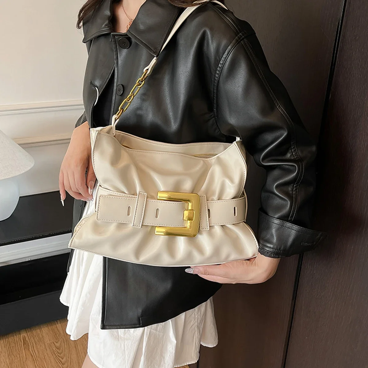 

Shiny Surface Ladies Fashion Bucket Bag with Gold Accent Spacious Chain Strap Wear Proof Zipper Closure Shopping Office Handbag