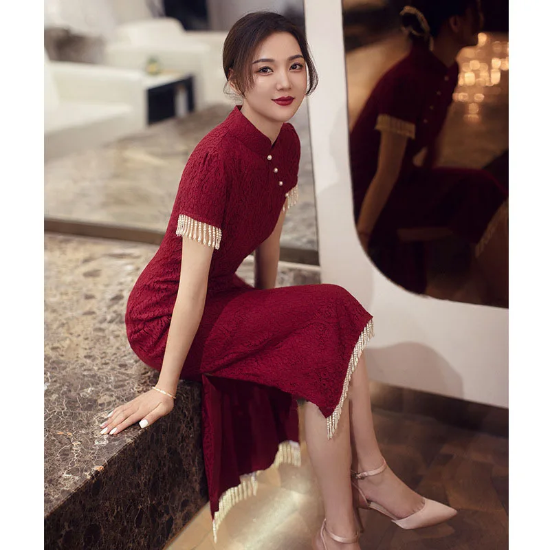 Burgundy Wedding Toast Clothes Traditional Chinese Dresses Sexy Tassel Lace Cheongsam Evening Party Gown Mandarin Collar Qipao