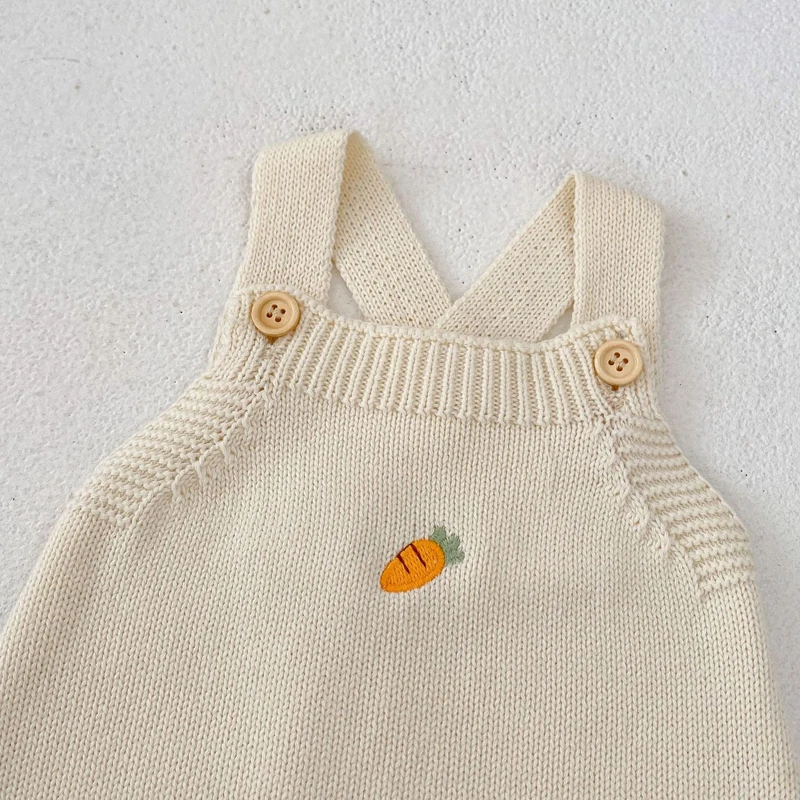 Ropa de otoño para bebé de 0 a 3 años, suéter de punto con correa de hombro bordada, conejo y rábano, novedad