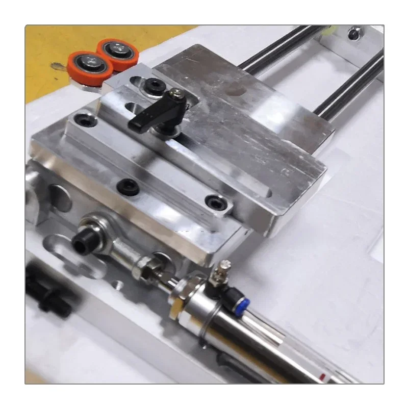 Narrow Strips Feeding Device Pneumatic Folding Edge Banding Machine Woodworking Machinery Parts Auxiliary Feeder  Anti-Deviation