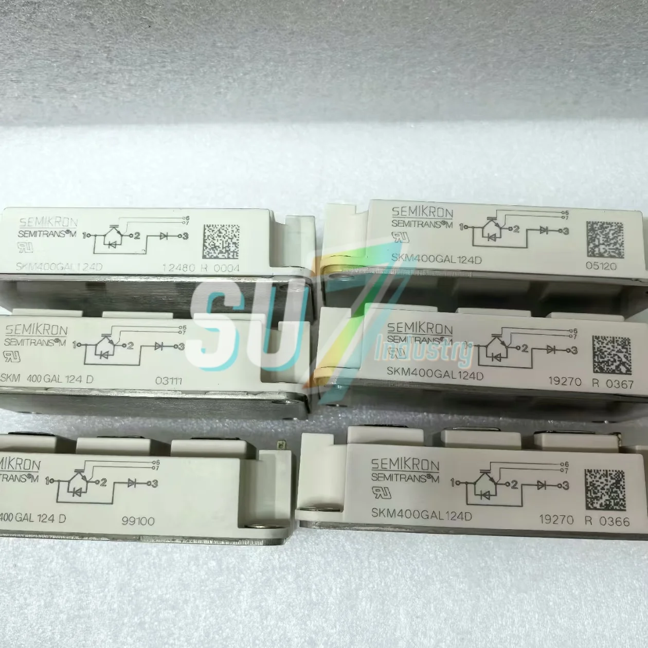 

Low Chopper Module Transistors New SKM400GAL124D