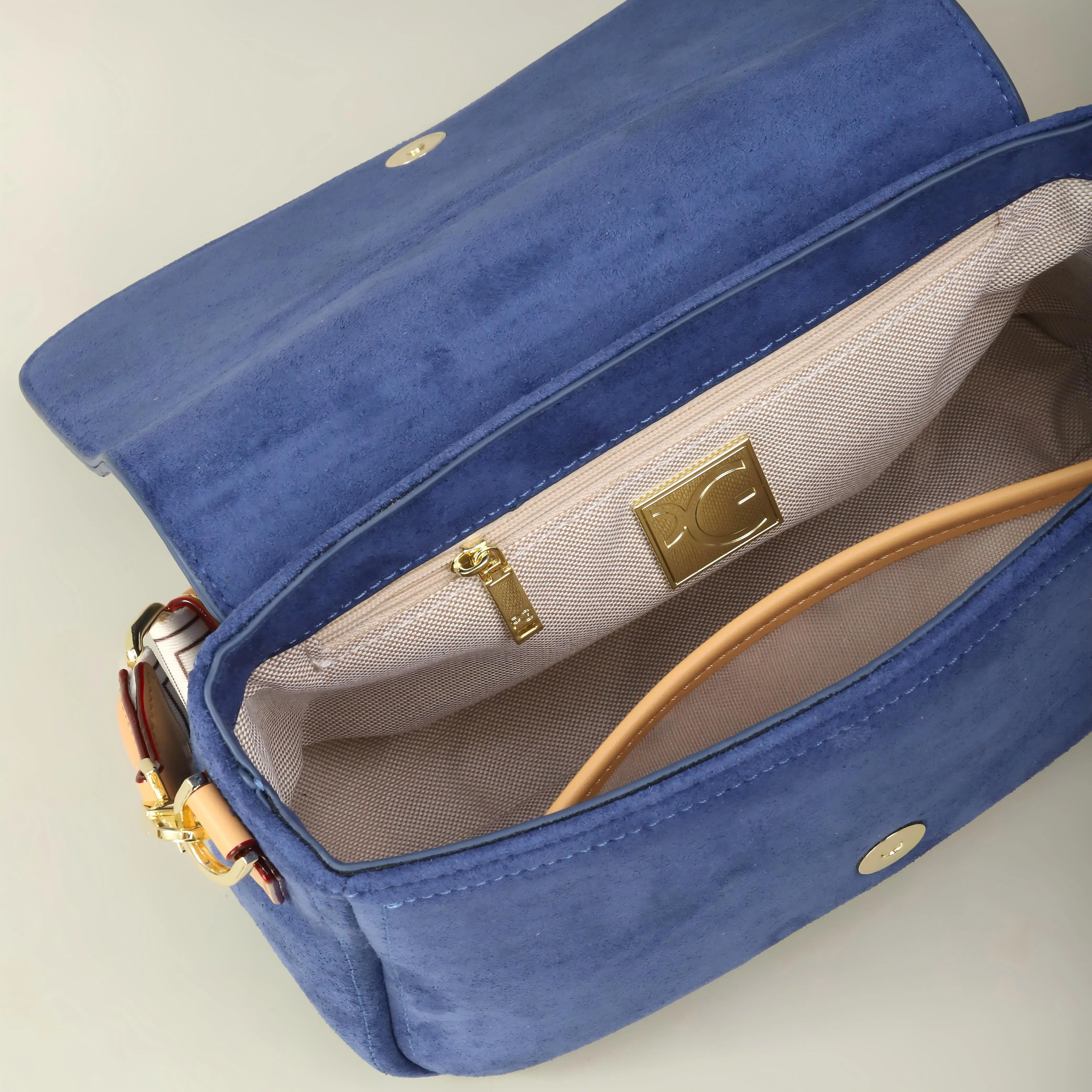 PG 2026 Klassische Retro Damen Schultertasche aus Leder, Multifunktionales Old-School-Design, Klassische Umhängetasche – Detail 16