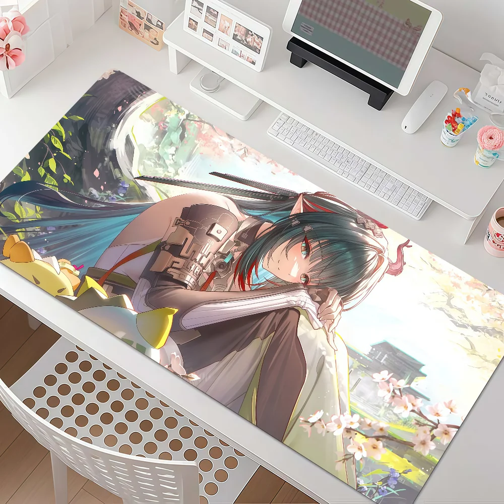 Game Arknights Endfield Zhuang Fangyi Mouse Pad Anti Slip Rubber Edge Locked Thickened Laptop Gaming Desk Mat