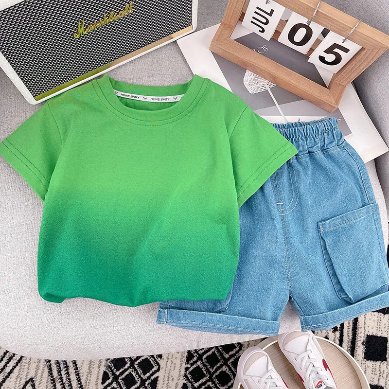 Boys' Set Summer New Style Children's Loose Fashion Gradient Green T-shirt Short Sleeve Shorts 2-piece Set