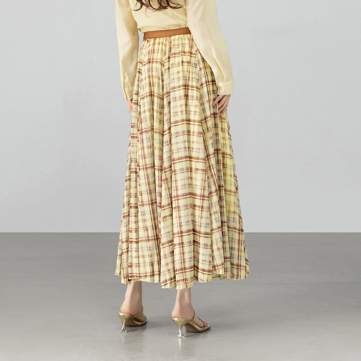 SENTUBILA Women Vintage Plaid Print Tulle Skirt 2026 Summer High Waist A-Line Flared Pleated Midi Skirt Commuter Wear W61QA6131