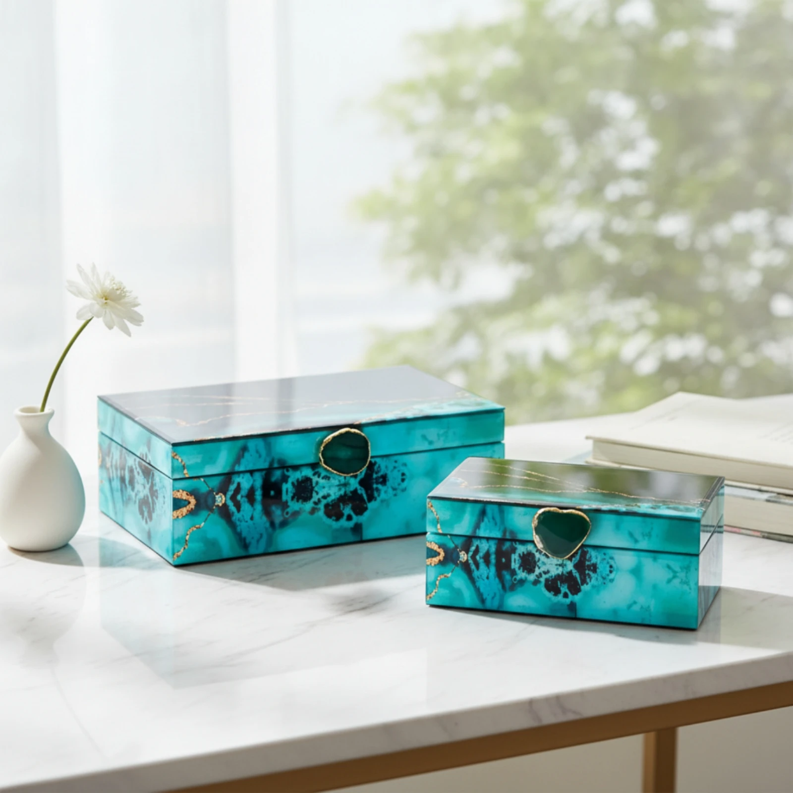 Jewelry Box with Velvet Velvet-Lined Elegant Jewelry Storage Box Organizer Soft Classic for Women, Dressing Table