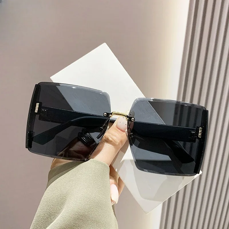 Korean Style Classic Black Big Square Shades Sunglasses for Women Men Fashion Women Sunglasses with Uv Protection