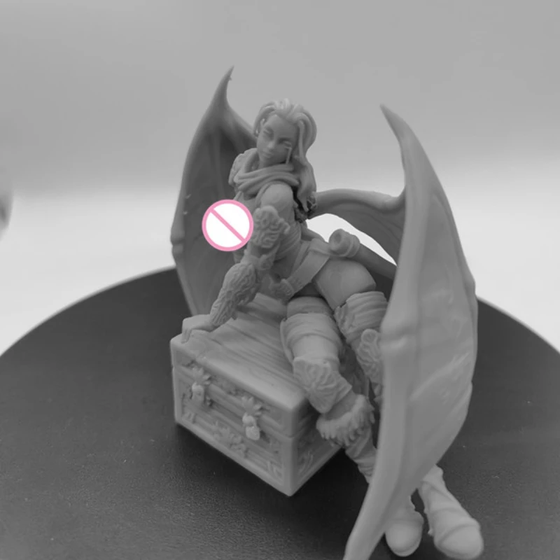 Demon Girl NSFW Figura in resina piena Scala 1/24 75mm Assemblare Kit modello in miniatura Smontato Non verniciato Diorama Giocattoli
