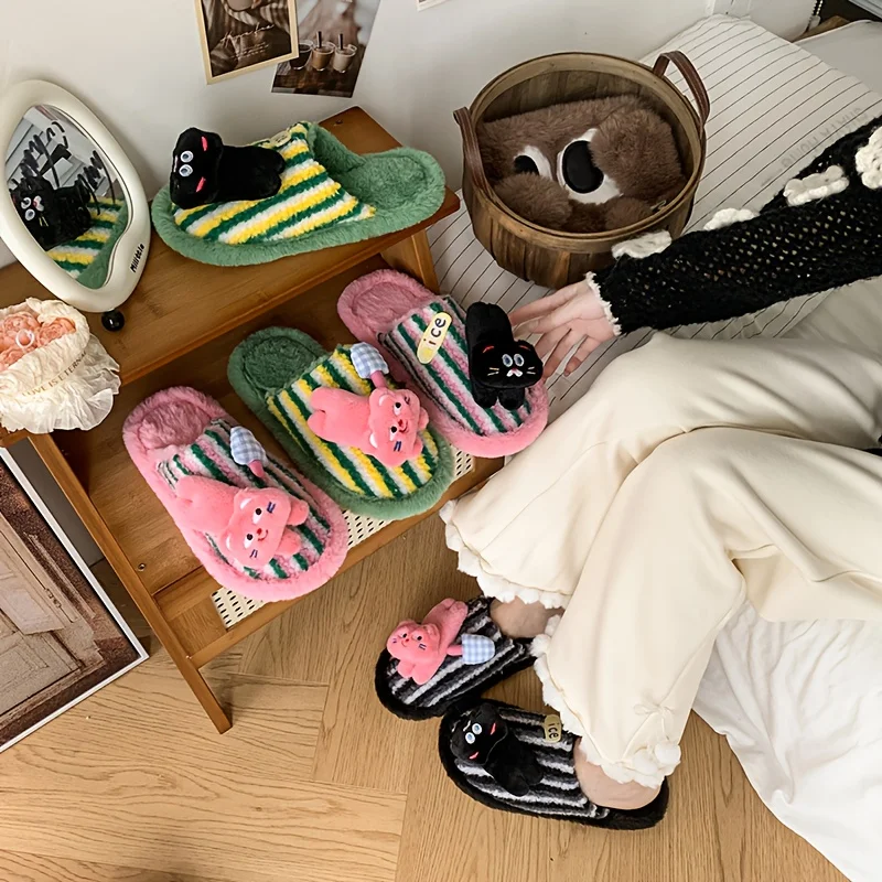 Super popular velo dos desenhos animados gato decoração outono-inverno antiderrapante casa senhoras interior ao ar livre chinelos macios felpudos